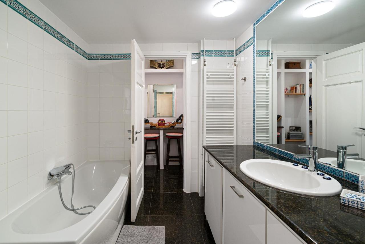 Spacious & Artistic Retro 2Bd Apt With Sauna Atene Esterno foto